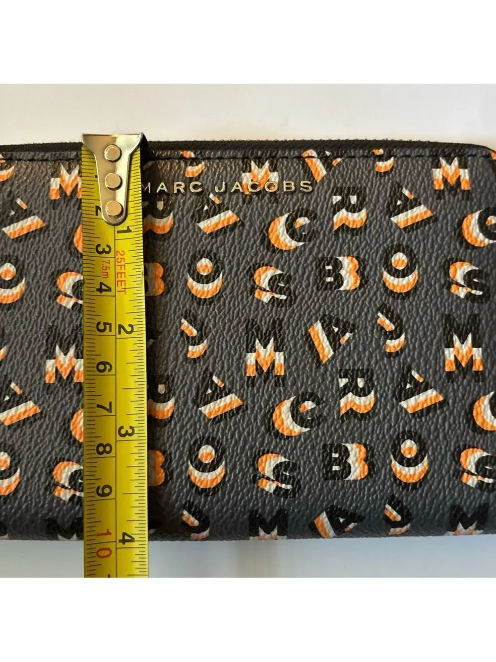 Rare~Marc Jacobs Original Logo Monogram Leather Wristlet ~ Exellent